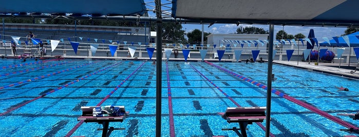 North Shore Aquatic Complex is one of Posti che sono piaciuti a Nic.