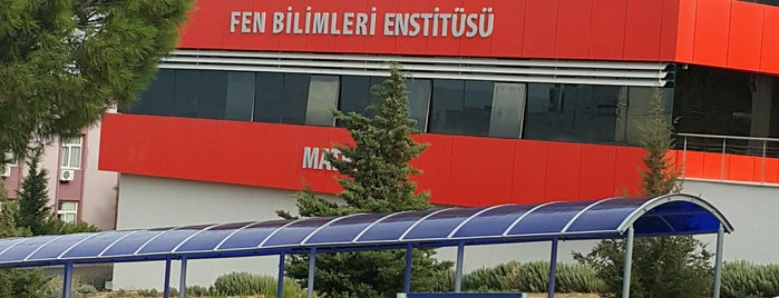 Fen Bilimleri Enstitüsü is one of สถานที่ที่ Mehmet ถูกใจ.