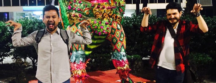 Los Alebrijes de Reforma 2016 is one of Posti che sono piaciuti a Jonathan.