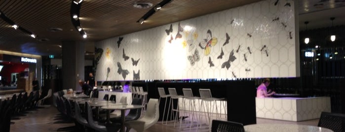 The Dining Hall is one of Lugares favoritos de Jun.