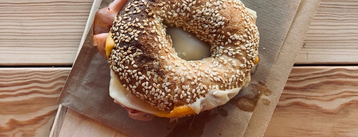 Budapest Bägel / Buda is one of The 15 Best Places for Bagels in Budapest.