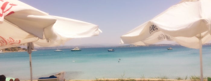 Sera Beach is one of Lugares favoritos de Güneş.