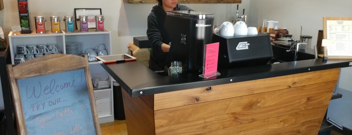Greater Goods Coffee Roasting is one of สถานที่ที่บันทึกไว้ของ Kimmie.