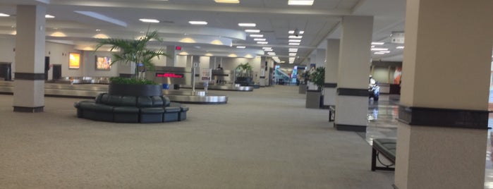Baton Rouge Metropolitan Airport (BTR) is one of Donna's Transport Scene.