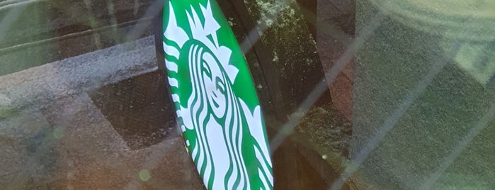 Starbucks is one of Lieux qui ont plu à Shinichi.