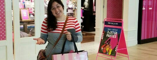 Victoria's Secret PINK is one of Places to shopping.