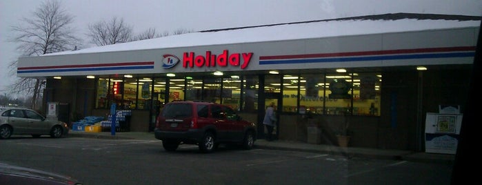 Holiday Station Store is one of Lugares favoritos de Jeremy.