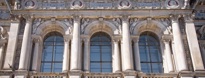 Музей Центрального училища технического рисования барона А. Л. Штиглица is one of St. Petersburg.