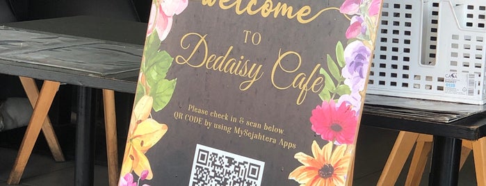 De Daisy Cafe is one of Makan @ Melaka/N. Sembilan/Johor #16.
