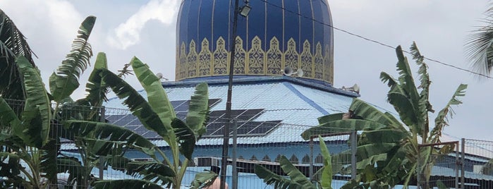 Masjid Taman Perling is one of Masjid & Surau, MY #4.