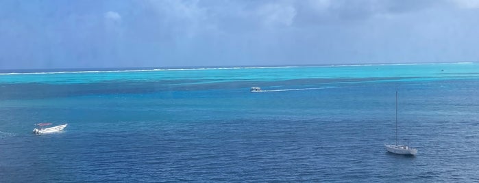 Sunrise Beach Hotel is one of San Andrés Island.