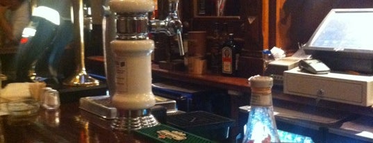 Drexel Irish Pub is one of Tammy_k: сохраненные места.