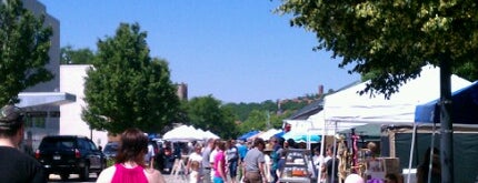 Waukesha Farmers Market is one of LAXgirlさんのお気に入りスポット.