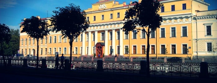 Yusupov Palace is one of Питер.