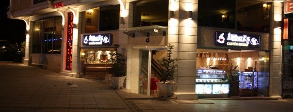 ikbal's caffe & bistro is one of Alya 님이 저장한 장소.