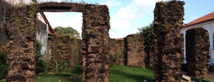 Ruinas de cervejaria do tempo do império is one of preferidos.