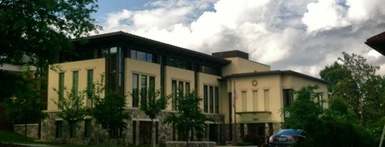 Soka Gakkai International (SGI)-USA Buddhist Cultural Center is one of 創価学会 Sōka Gakkai.