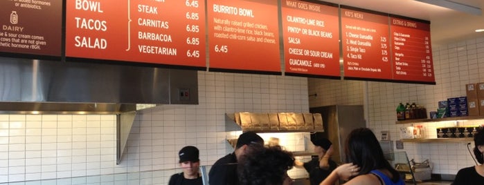 Chipotle Mexican Grill is one of P : понравившиеся места.