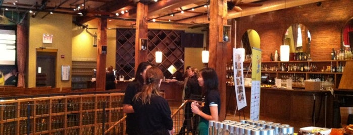 City Winery is one of Lugares favoritos de Drew.