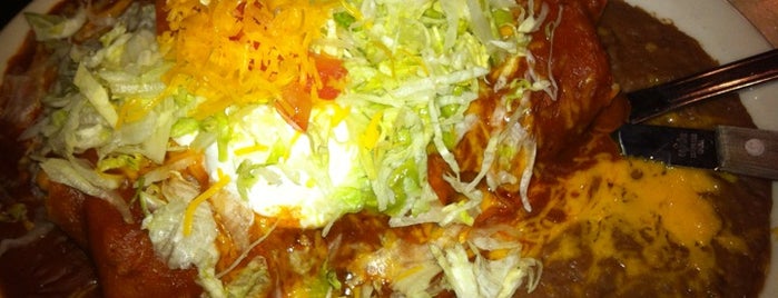 Poncho's Mexican Food and Cantina is one of Tempat yang Disukai Crystal Rae.