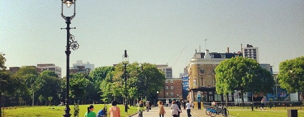 Shoreditch Park is one of London's Parks and Gardens.