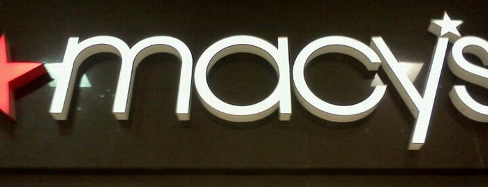 Macy's is one of Tempat yang Disukai PrimeTime.