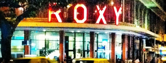 Cinema Roxy is one of Locais curtidos por Bárbara.
