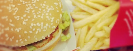 McDonald's is one of Tempat yang Disukai Tuba.