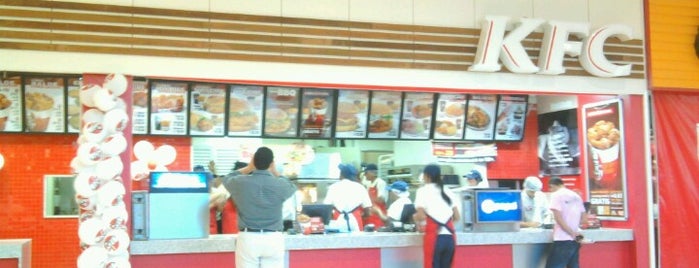 KFC is one of Orte, die Claudia gefallen.