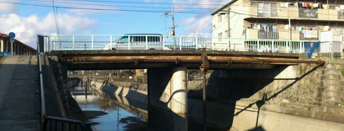 中郷橋 is one of 鴨川運河(琵琶湖疎水)に架かる橋.