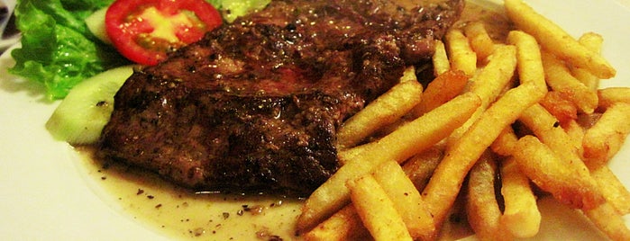 Bò Steak is one of Hanoi foooodddd.