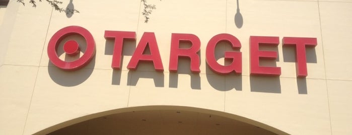 Target is one of Kevinさんの保存済みスポット.