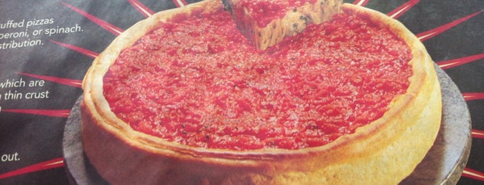 Edwardo's Natural Pizza is one of Locais salvos de James.