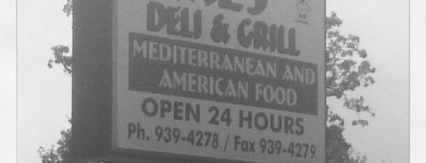 Al's Deli And Grill is one of Birmingham.