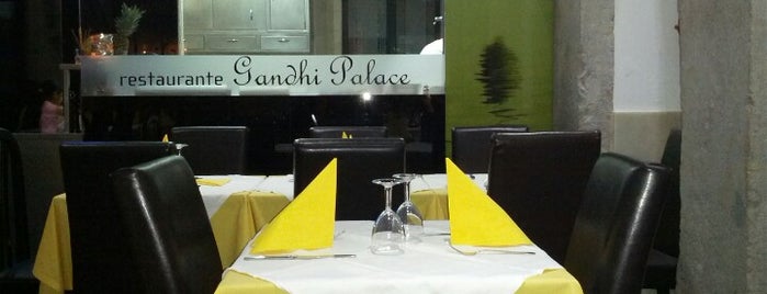 Ghandi Palace is one of Restaurantes.