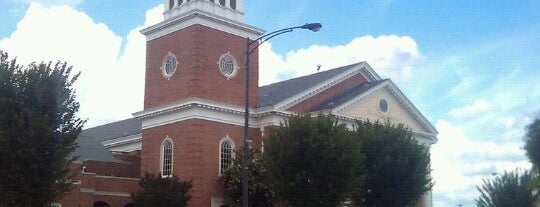 First Baptist Spartanburg is one of Locais curtidos por Jeremy.