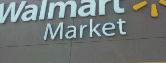 Walmart Neighborhood Market is one of Tempat yang Disukai David.
