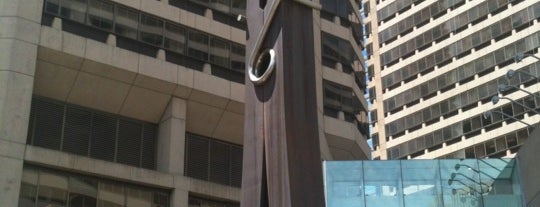 Clothespin Statue is one of Public Art in Philadelphia (Volume 1).