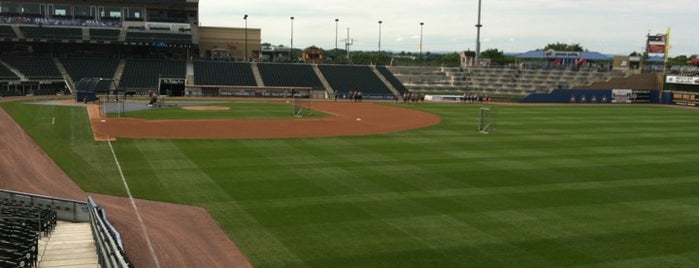 AT&T Plaza @ Coca Cola Park is one of Locais curtidos por Chris.