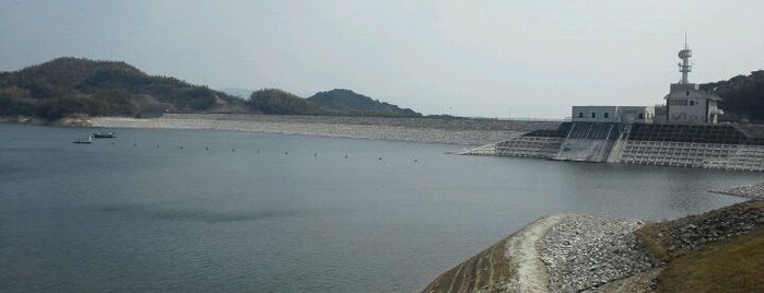 Lake Tenpai is one of Only In Japan 　　　　　　　　　　　　日本の観光名所.
