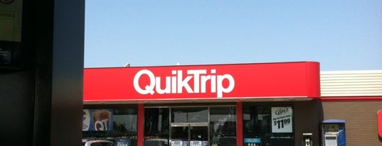 QuikTrip is one of Tempat yang Disukai Doug.
