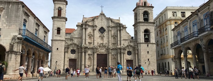 Museo De Arte Colonial is one of Tempat yang Disukai Damon.