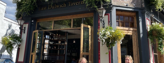 East Dulwich Tavern is one of London / One for the road.