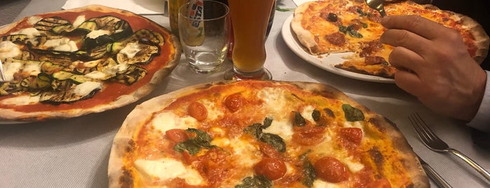 Pizzeria Da Pietrino is one of Novi Ligure e il Novese: un territorio da gustare.