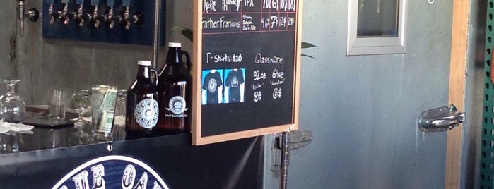 Blue Oak Brewing Company is one of Andrewさんのお気に入りスポット.