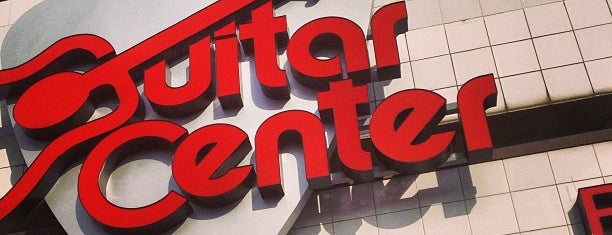 Guitar Center is one of Scottさんのお気に入りスポット.