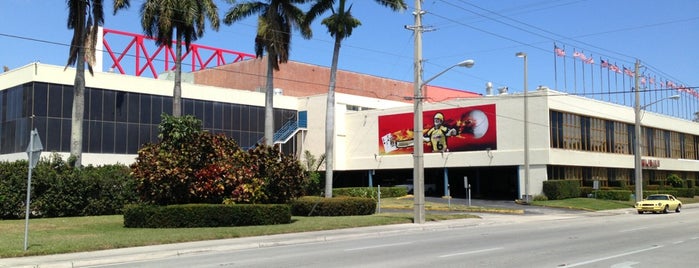 Dania Jai Alai is one of สถานที่ที่ J. ถูกใจ.