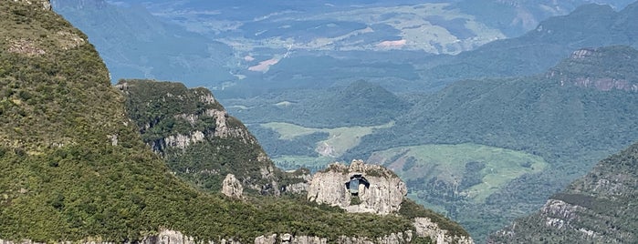 Parque Nacional de São Joaquim is one of Serra Catarinense.
