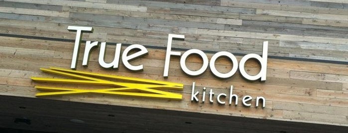 True Food Kitchen is one of Locais curtidos por L.D.
