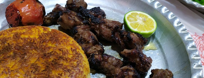 Yaser Kabab House | کبابی یاسر is one of رستورانهای رشت و حومه.